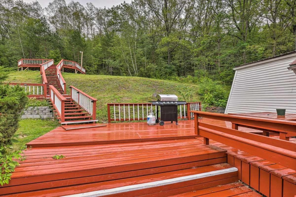 Keuka Lake Views And Hiking Hammondsport Exterior photo