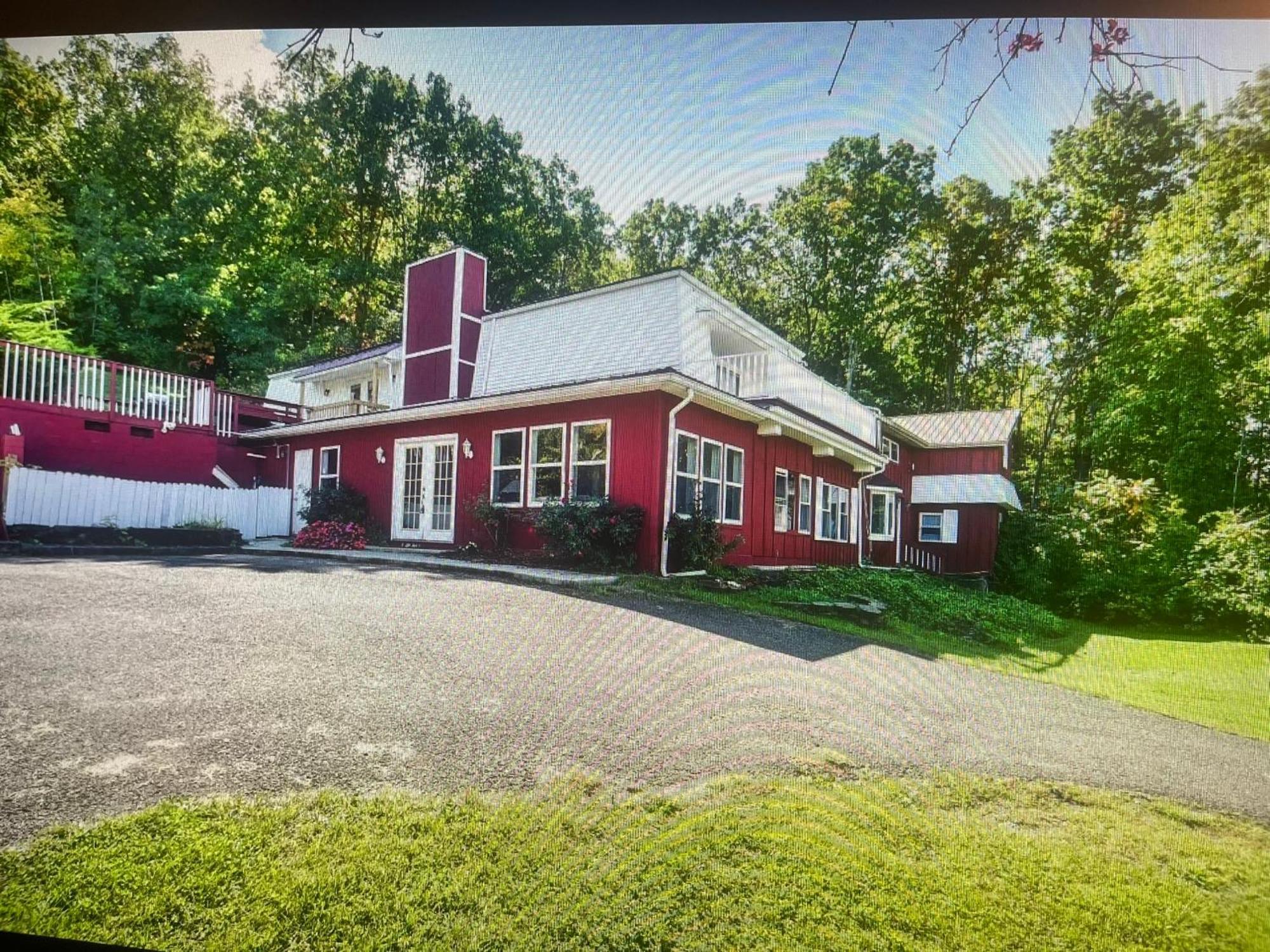 Keuka Lake Views And Hiking Hammondsport Exterior photo
